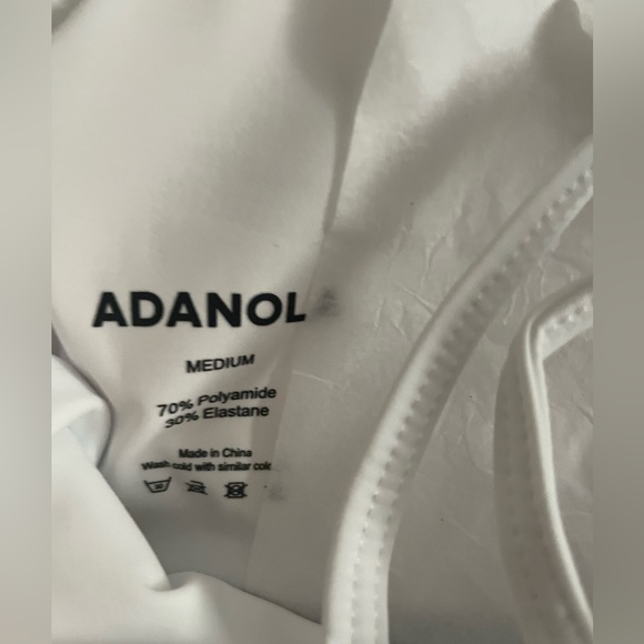 NWT Adanola Double Strap Sports Bra - Women’s Medium - White - SOLD OUT! - Picture 7 of 15